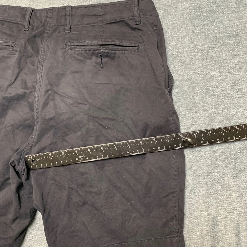 Uniqlo Chino Shorts Mens Medium Navy Blue Cotton Flat Front Slash Pocket Outdoor